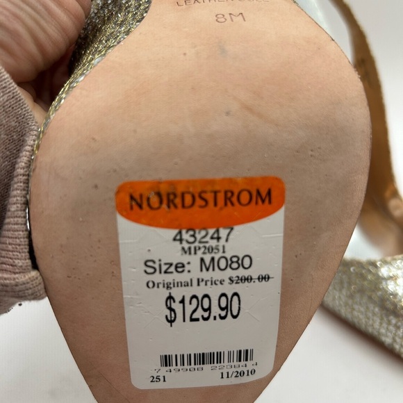 BADGLEY MISCHKA WOMEN'S KISS KISS SLINGBACK PUMP GOLD GLITTER US SIZE 8 MEDIUM - Picture 13 of 13